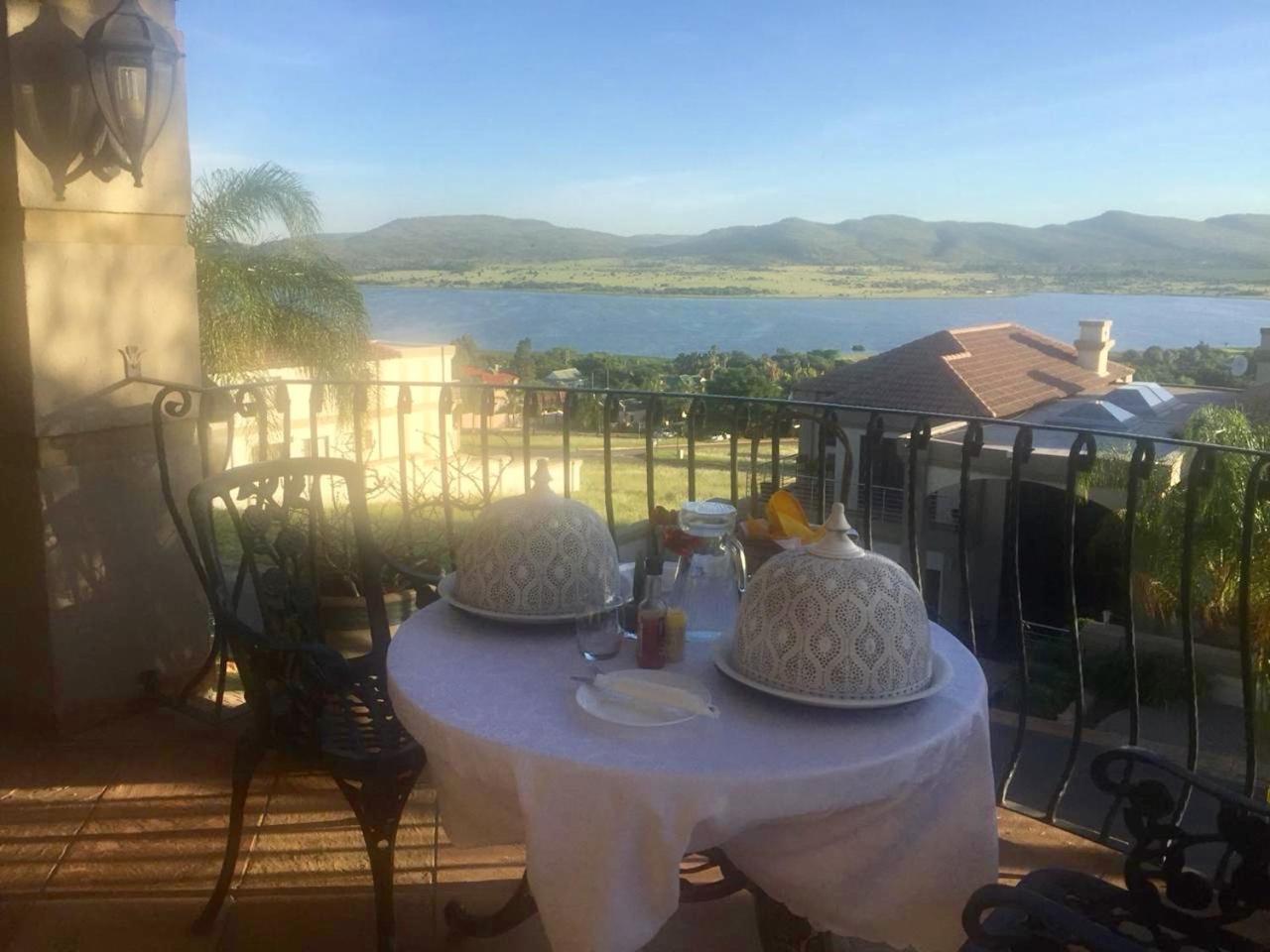 Re-Union Vacations Hotel Hartbeespoort Exterior photo